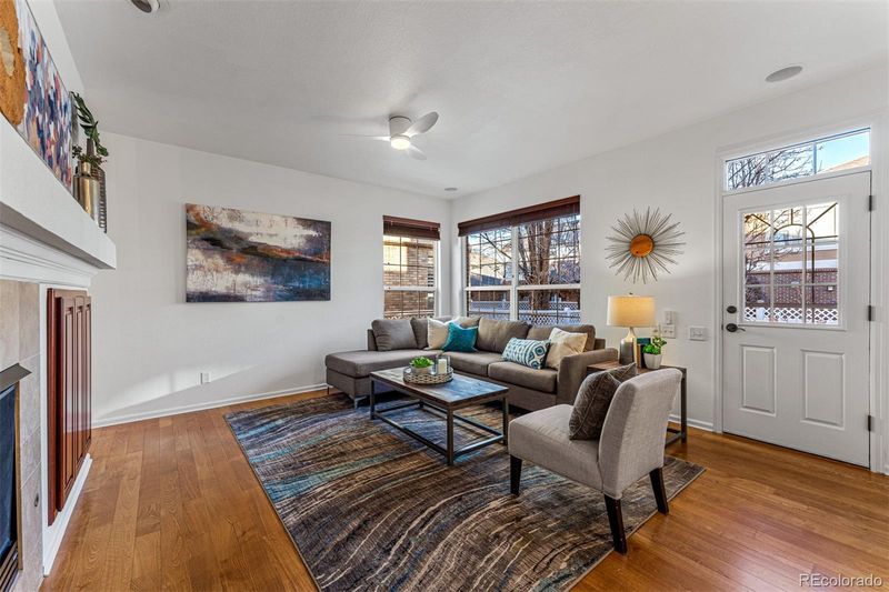 1042 Spruce St, Denver, CO 80230