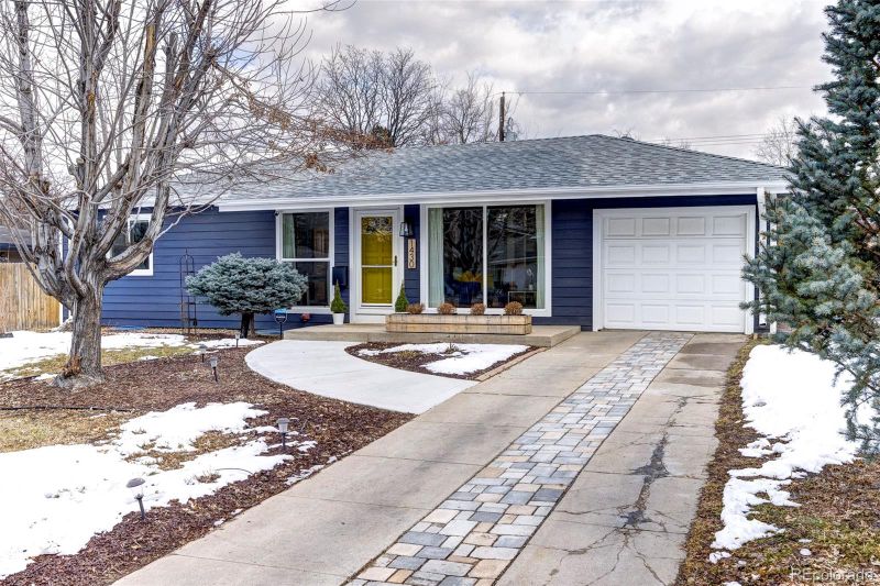 1430 S Grape St, Denver, CO 80222