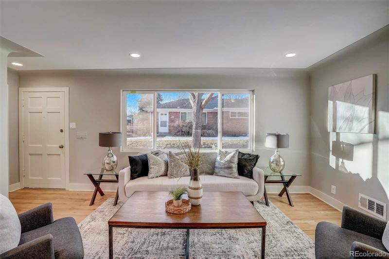 825 Forest St, Denver, CO 80220