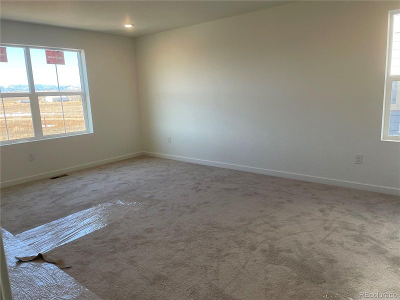 2408 Crescent Cir W, Erie, CO 80026