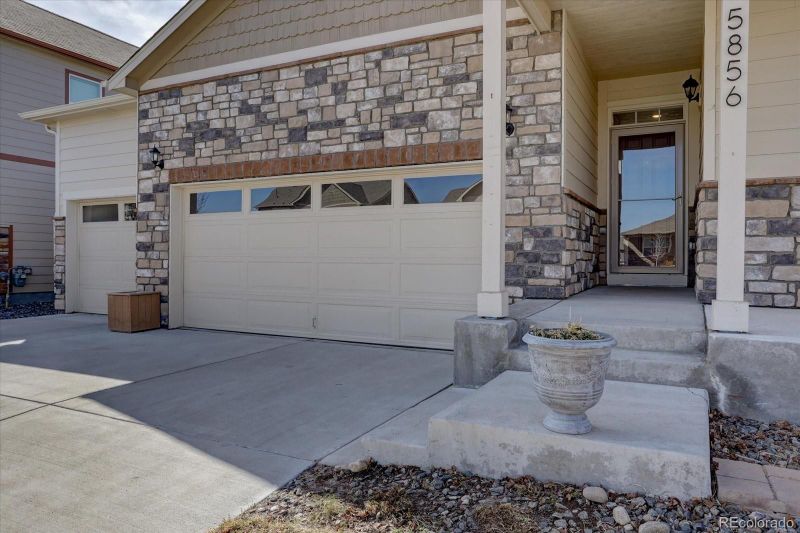 5856 Echo Park Cir, Castle Rock, CO 80104