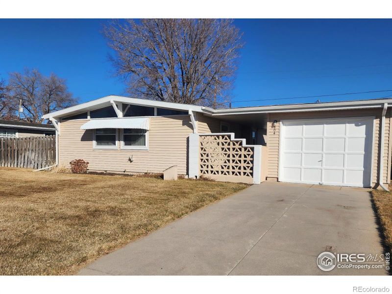 304 Delaware St, Sterling, CO 80751