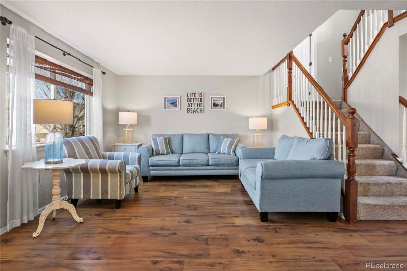 2307 Dillon Way, Longmont, CO 80504