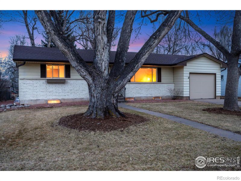 1204 Lynnwood Dr, Fort Collins, CO 80521