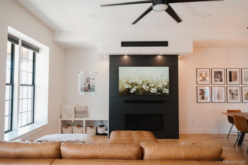 475 Galapago St #1, Denver, CO 80204