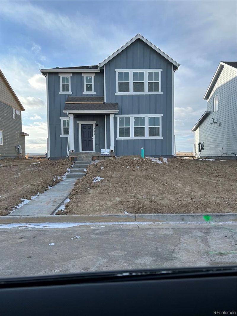 2987 Nectar St, Strasburg, CO 80136