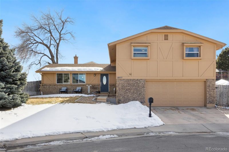 6571 W 73rd Ave, Arvada, CO 80003