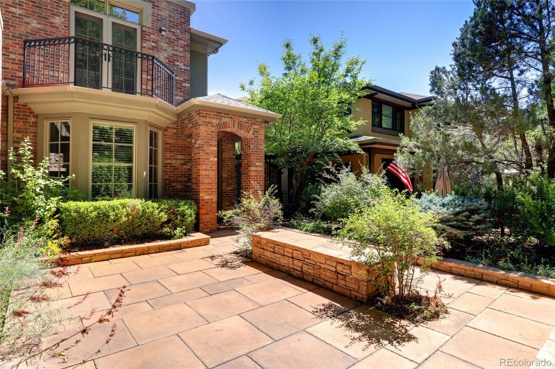 528 Garfield St, Denver, CO 80206