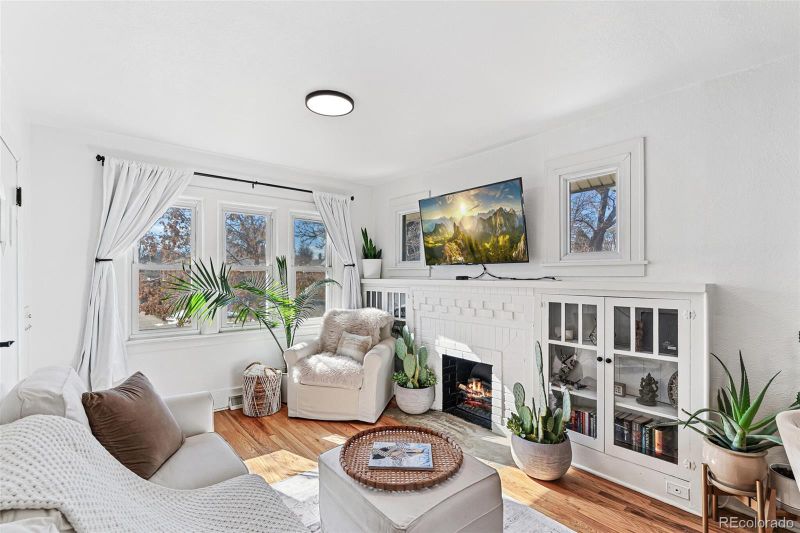 2725 W 39th Ave, Denver, CO 80211