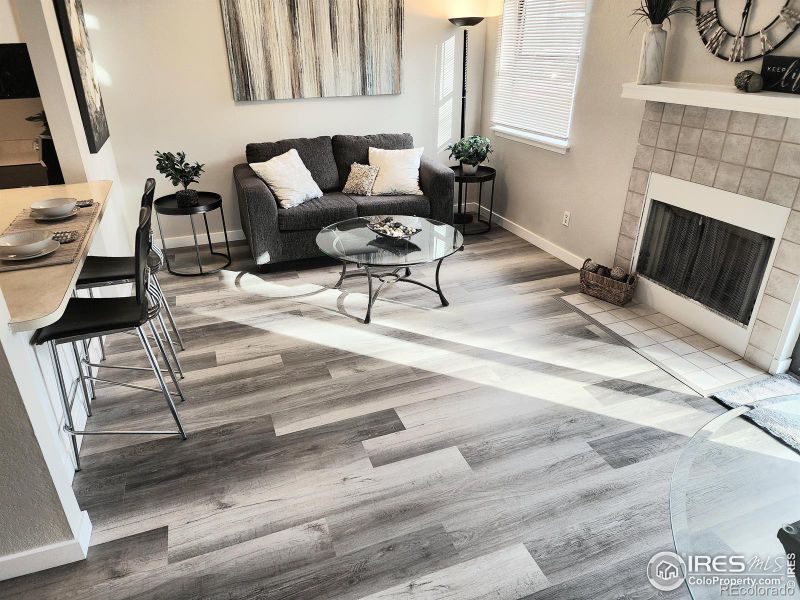 225 E 8th Ave #D-2, Longmont, CO 80504