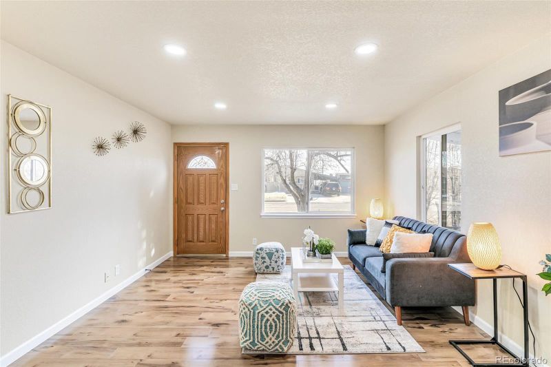 2591 Roosevelt Ave, Denver, CO 80229