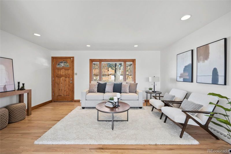 7864 Hampden Cir E, Denver, CO 80237
