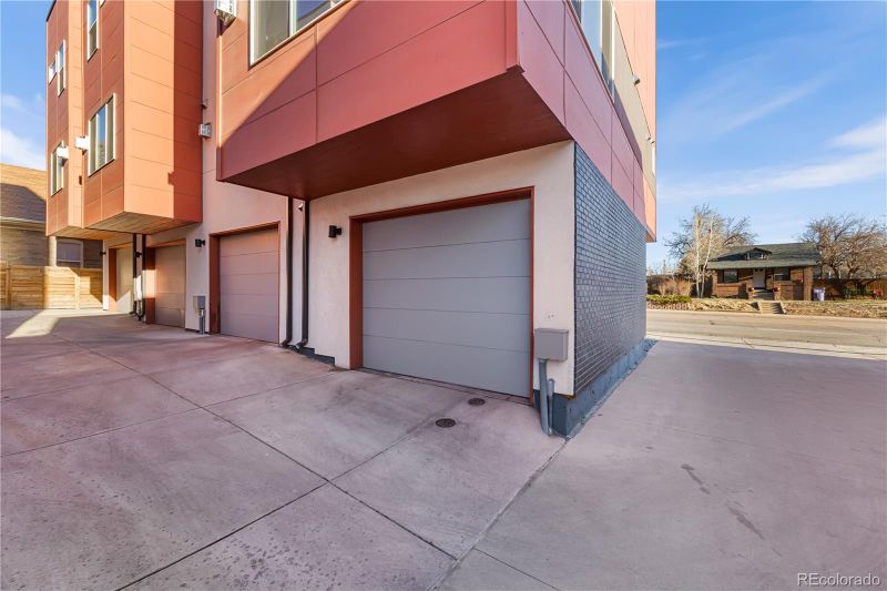 1904 W 38th Ave, Denver, CO 80211