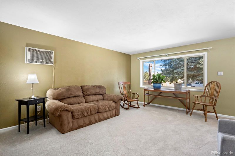 13173 Hadar Dr, Littleton, CO 80124