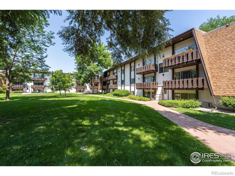 1315 Kirkwood Dr, Fort Collins, CO 80525