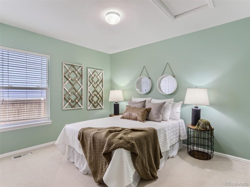 9349 Desert Willow Rd, Highlands Ranch, CO 80129