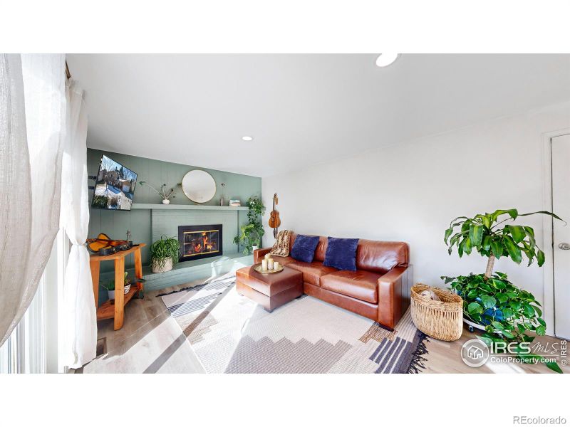812 W 35th St, Loveland, CO 80538