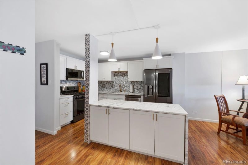 800 N Washington St #807, Denver, CO 80203
