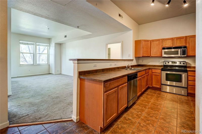 7931 W 55th Ave #210, Arvada, CO 80002