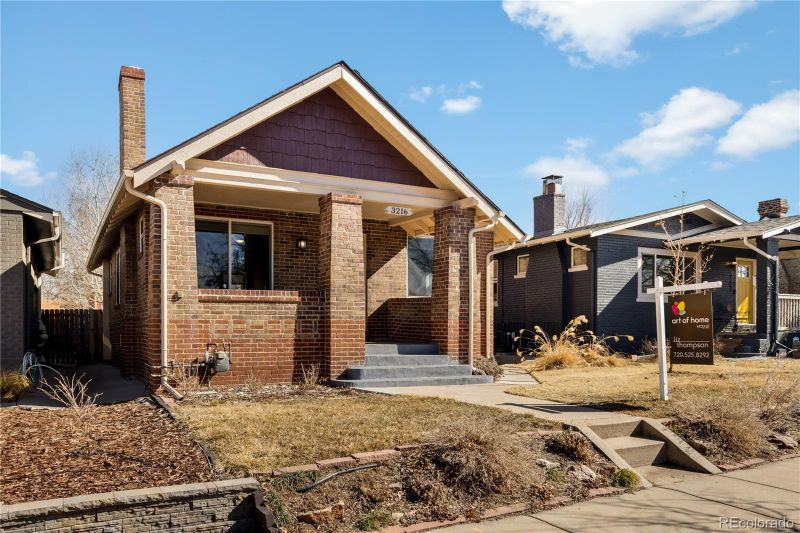 3216 N Fillmore St, Denver, CO 80205