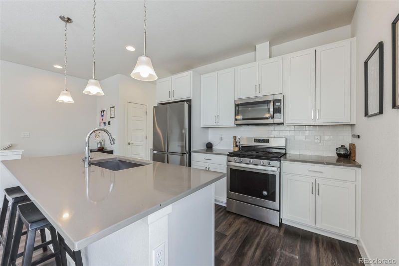 7855 W 43rd Pl, Wheat Ridge, CO 80033