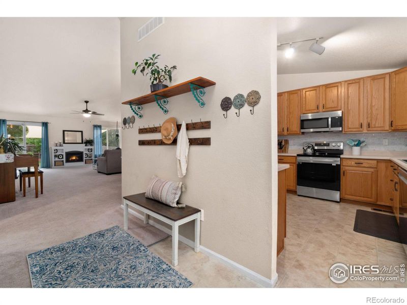 7228 Foothill St, Longmont, CO 80504