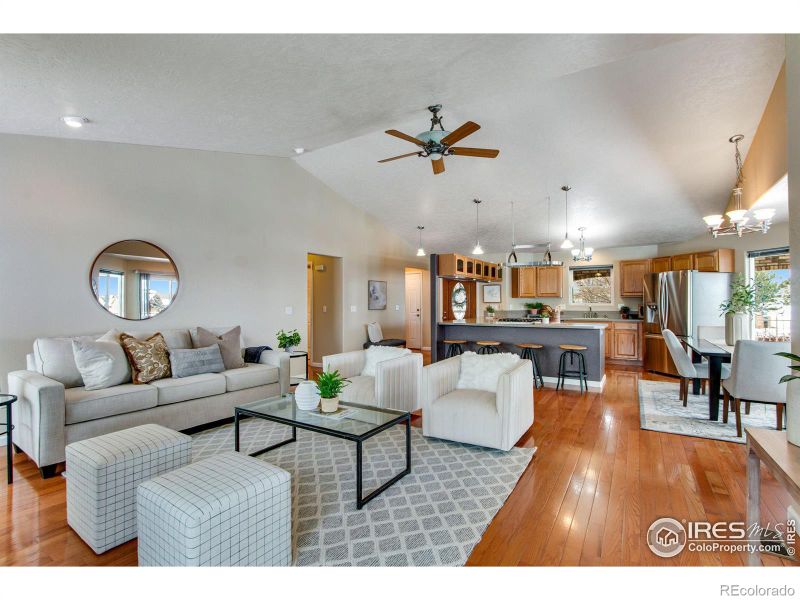 5613 W 1st St, Greeley, CO 80634