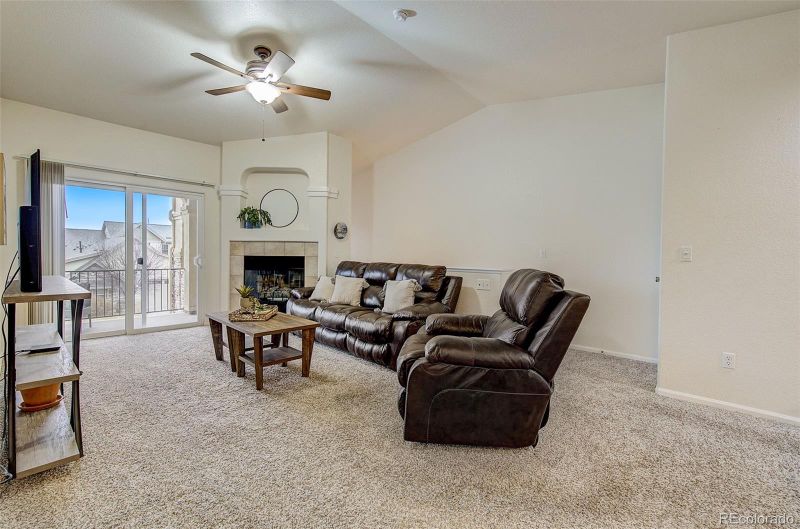 2125 Calais Dr #2I, Longmont, CO 80504