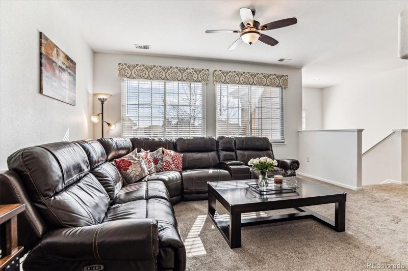 7572 Pineridge Trl, Castle Pines, CO 80108