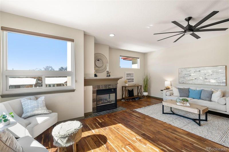 960 S Locust St #E, Denver, CO 80224