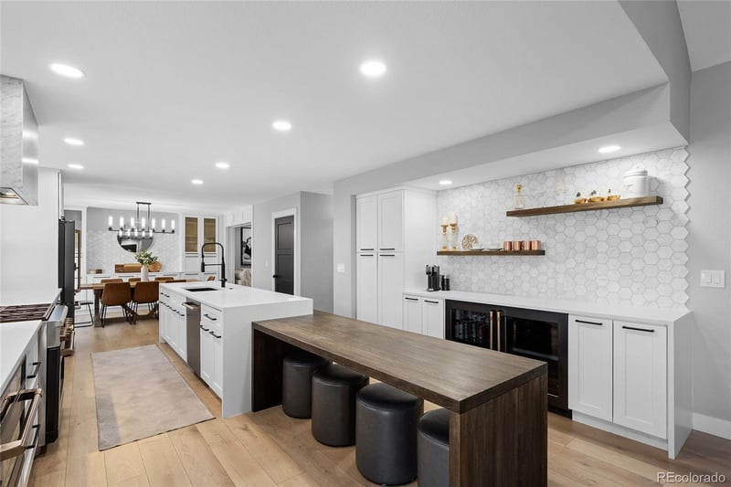 951 W Dry Creek Rd, Littleton, CO 80120