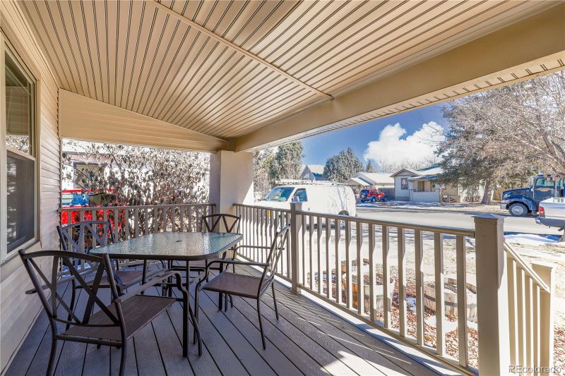 1665 Dallas St, Aurora, CO 80010