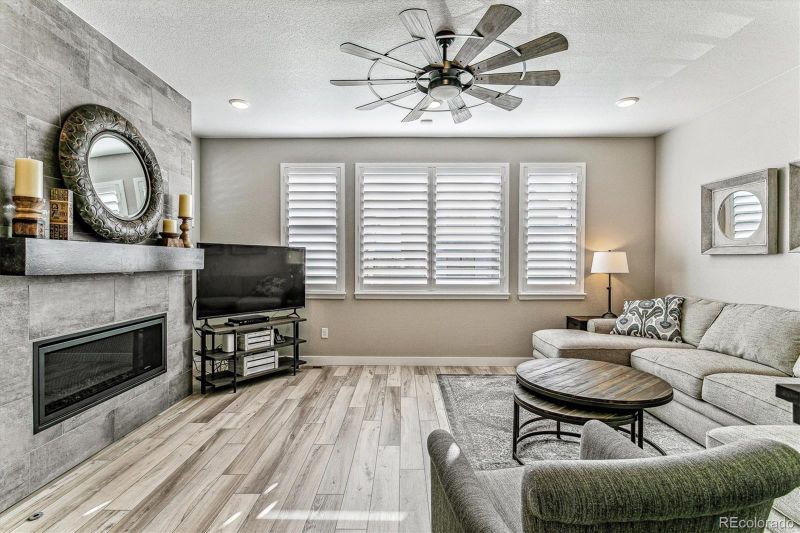 7035 Fireside Way, Castle Rock, CO 80108