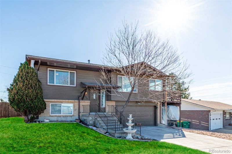 7686 Sherman Pl, Denver, CO 80221