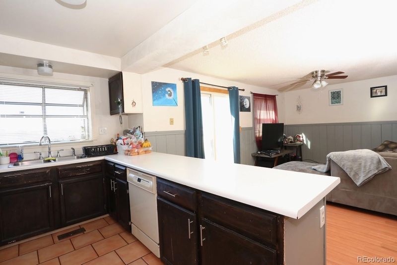 205 Mckinley Dr, Bennett, CO 80102