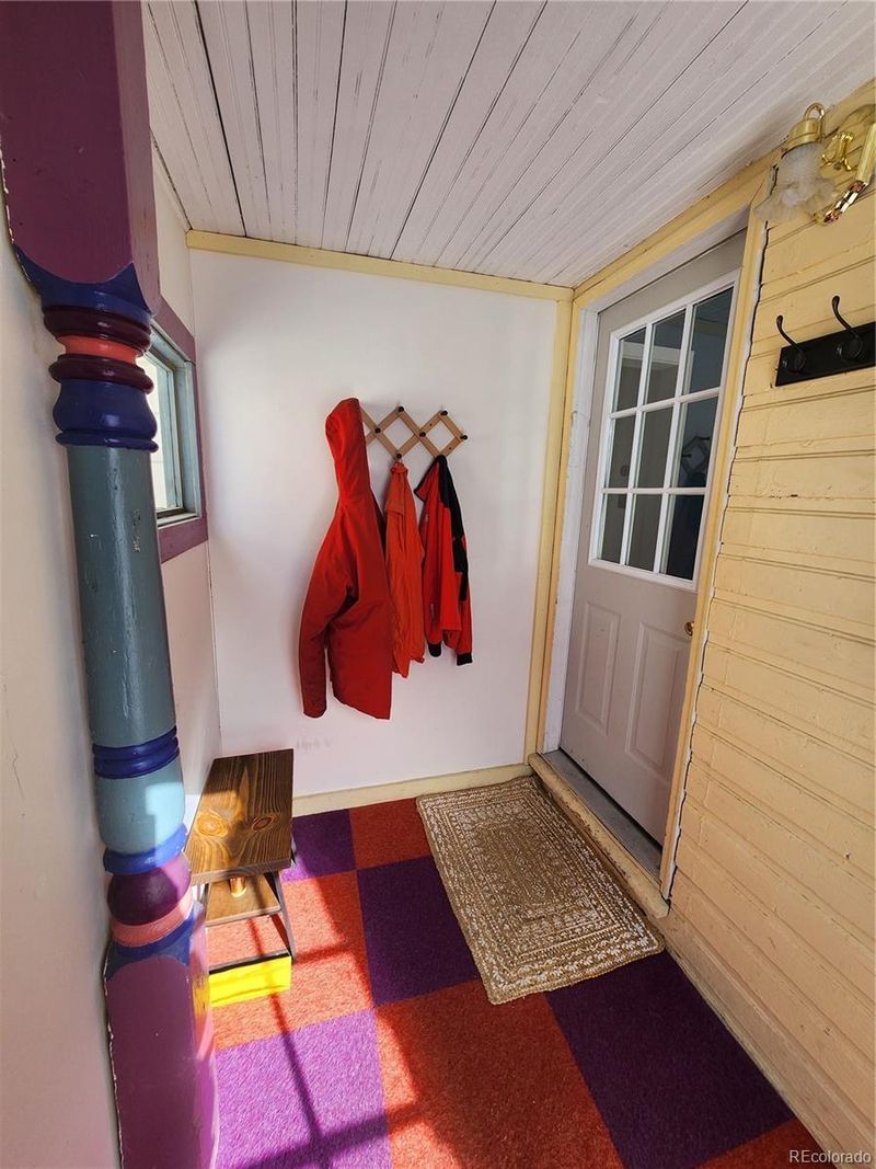 106 E 10th St, Leadville, CO 80461