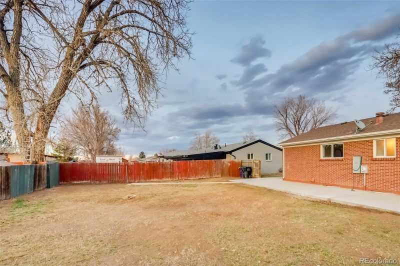5525 Troy St, Denver, CO 80239