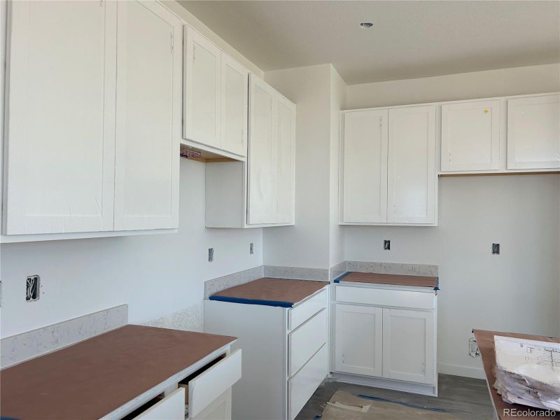 2020 S Gold Bug Way, Aurora, CO 80018
