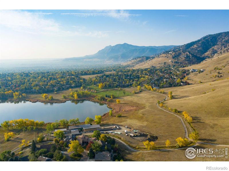 3775 Lakebriar Dr, Boulder, CO 80304