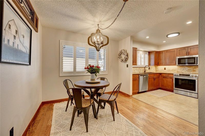 6844 S Broadway, Centennial, CO 80122