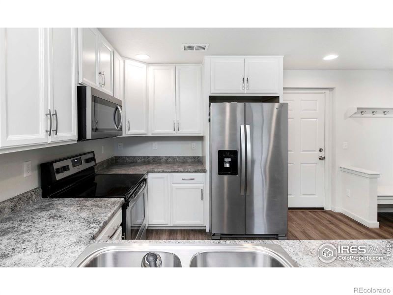 5011 N Central Park Blvd, Denver, CO 80238