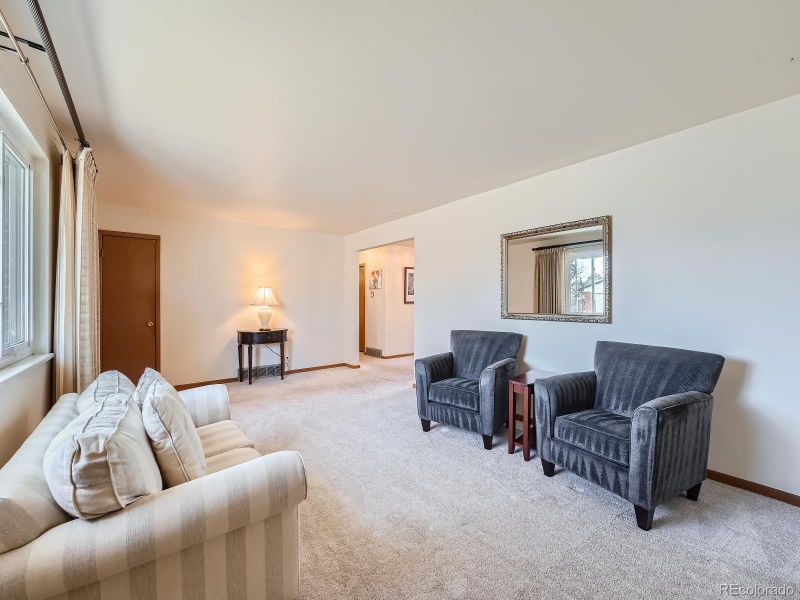 7027 Carr Ct, Arvada, CO 80004