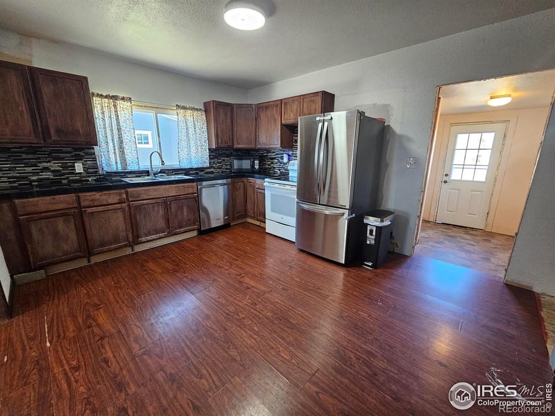 520 Laramie St, Merino, CO 80741