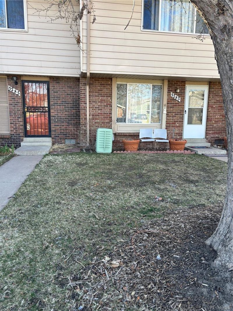 1285 S Uvalda St, Aurora, CO 80012
