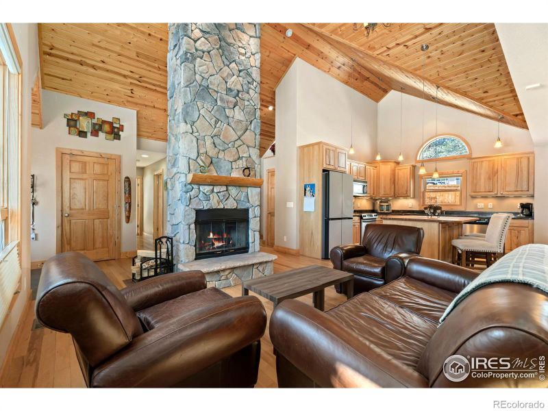 549 Ponderosa Dr, Estes Park, CO 80517