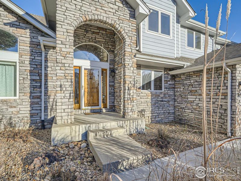392 Elk Trl, Lafayette, CO 80026