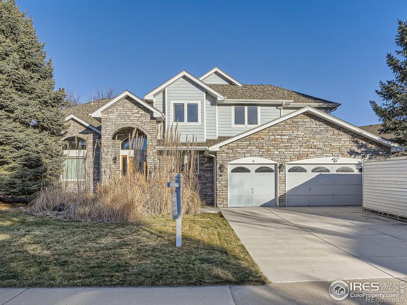 392 Elk Trl, Lafayette, CO 80026