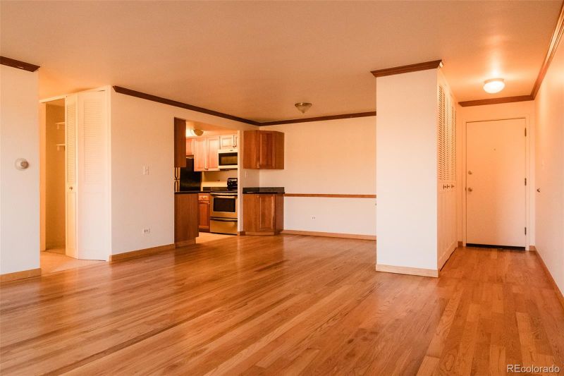 4600 E Asbury Cir #201, Denver, CO 80222