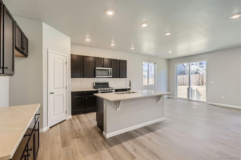 12371 E 100th Dr, Commerce City, CO 80022