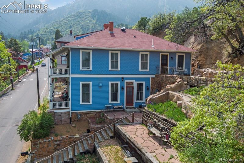 442 Winter St, Manitou Springs, CO 80829